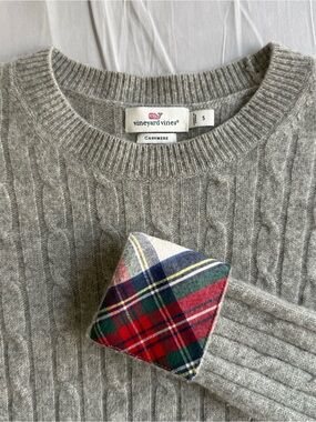 Vineyard Vines Gray Cable-Knit 100% Cashmere Crewneck with Plaid Elbow Patch